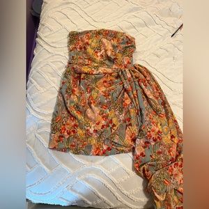 Strapless colorful dress